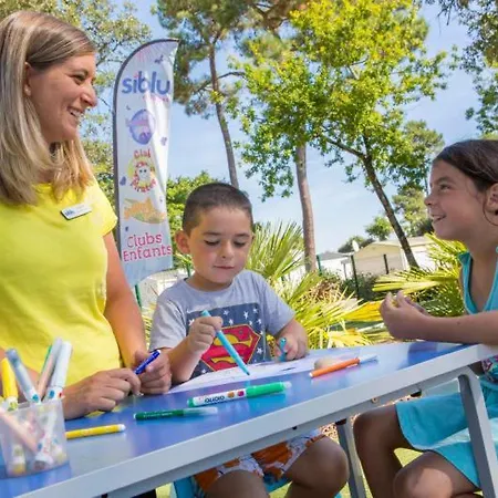 Officiel Siblu La Pignade 4* 론세레뱅