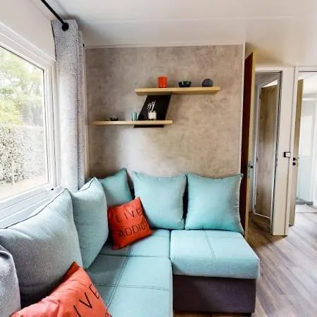 캠프장 Officiel Siblu La Pignade 론세레뱅